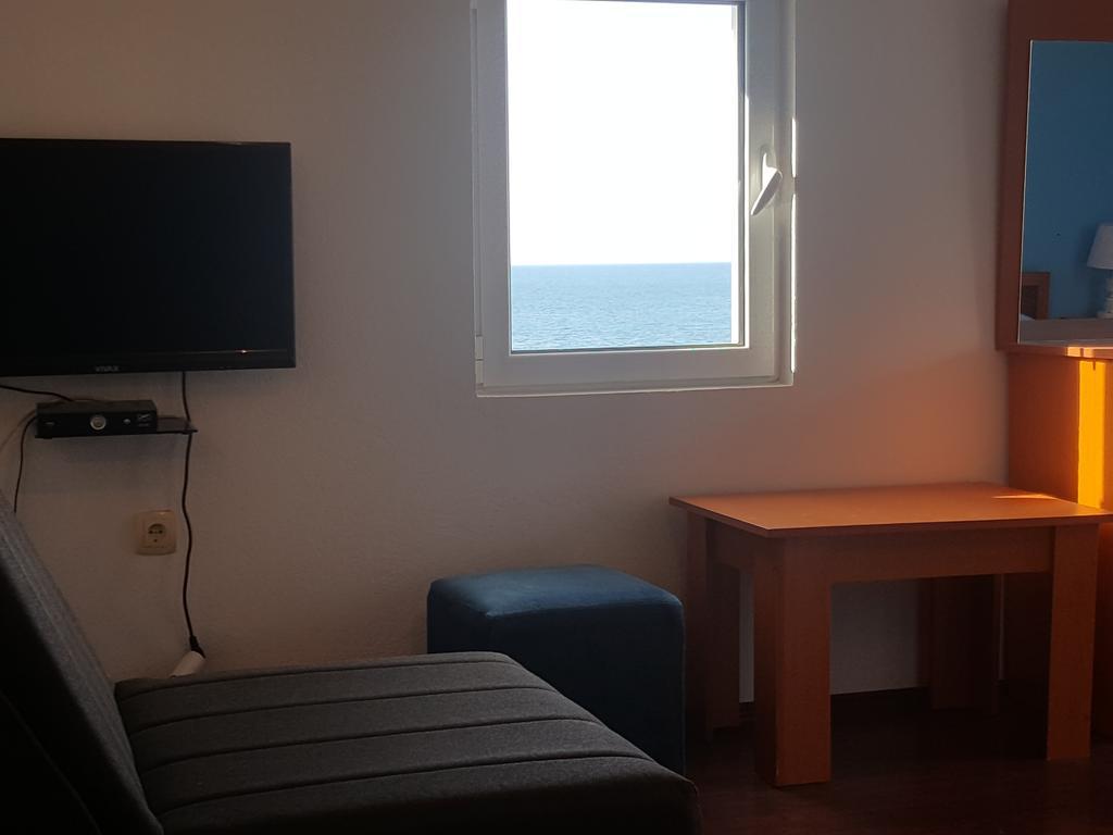 Buljarica Bay Apartments Petrovac Luaran gambar