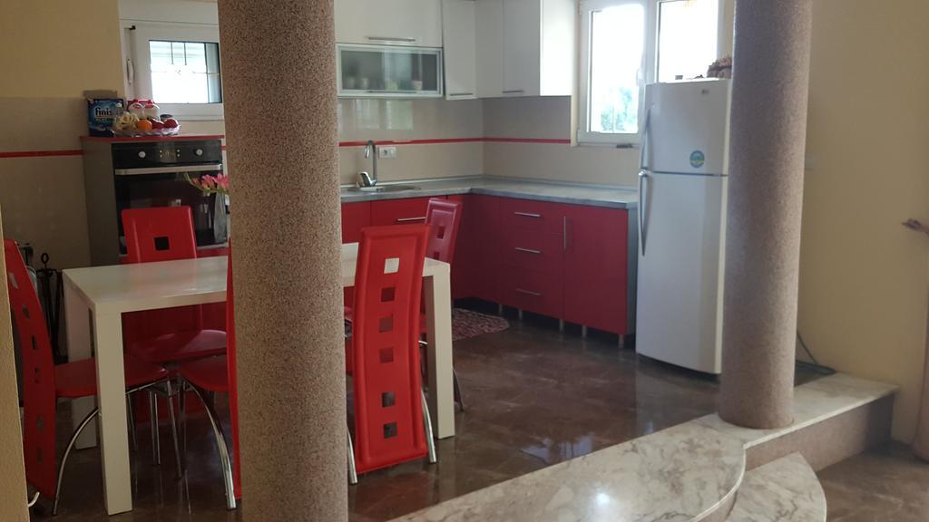 Buljarica Bay Apartments Petrovac Luaran gambar