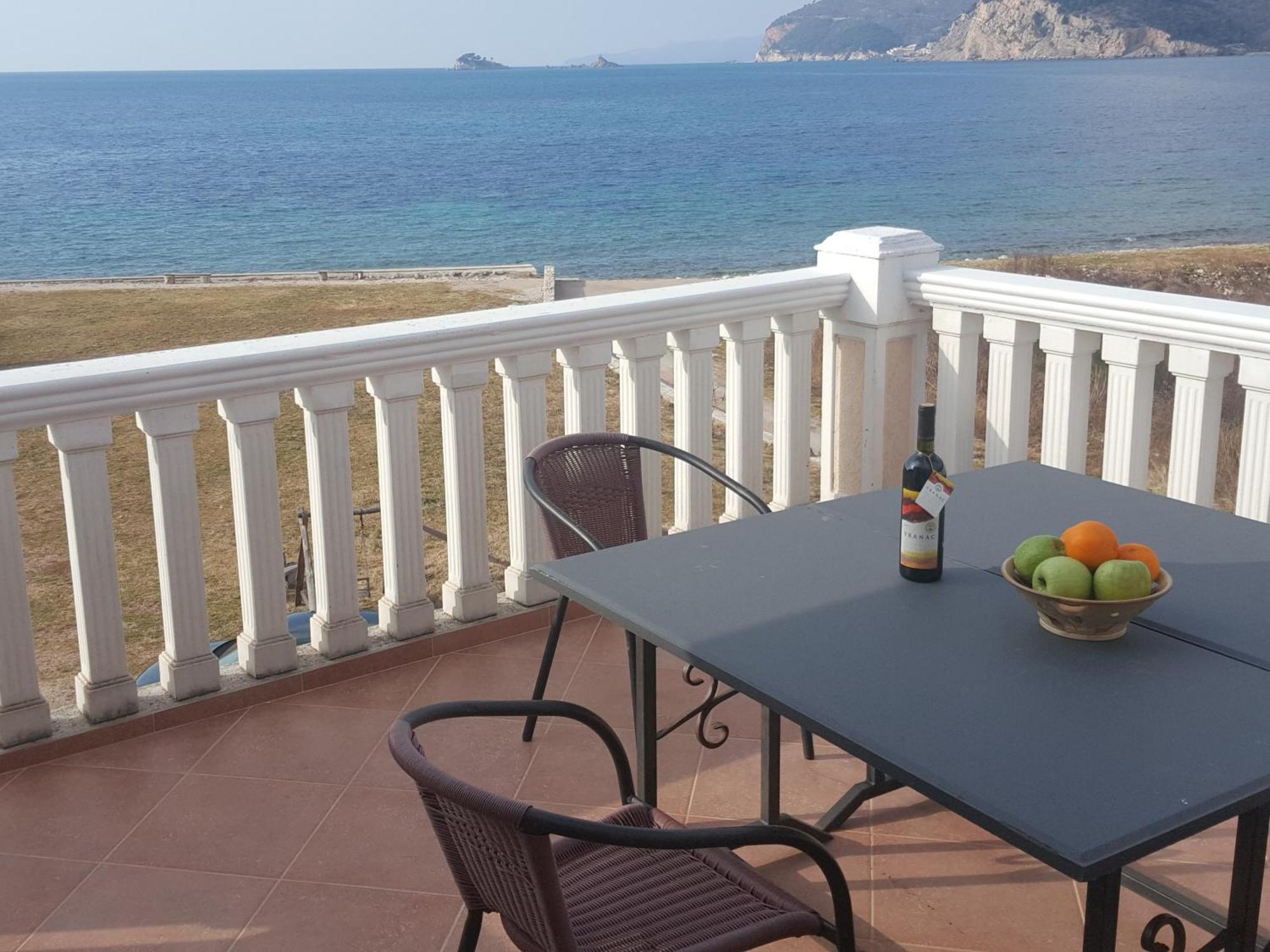 Buljarica Bay Apartments Petrovac Luaran gambar
