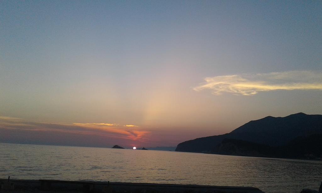 Buljarica Bay Apartments Petrovac Luaran gambar